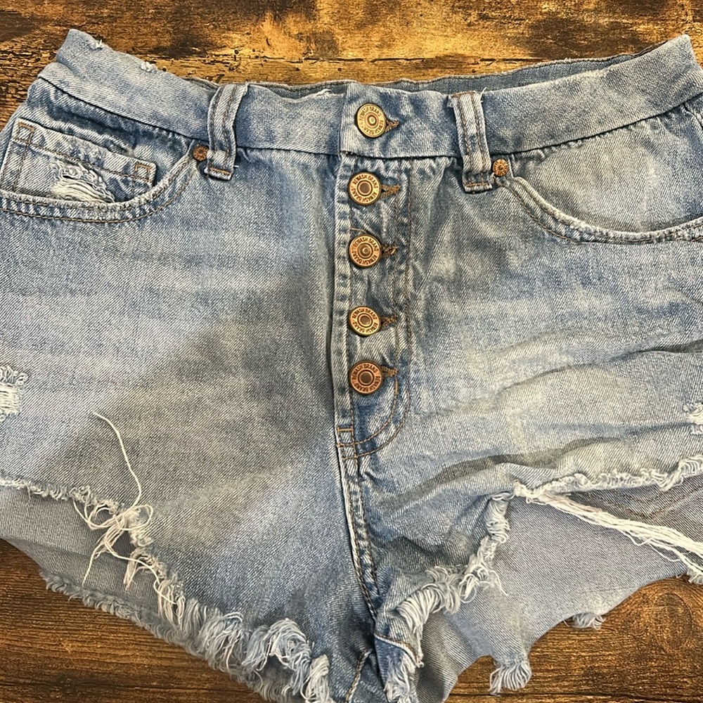 Rewash brand distressed jean short
